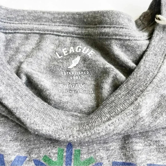 Jay Peak Vermont Ski Resort Women’s Short Sleeve Tshirt NWT L - Picture 4 of 4